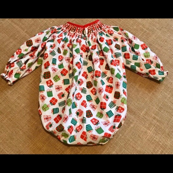 Smocked Christmas bishop bubble - Picture 3 of 5